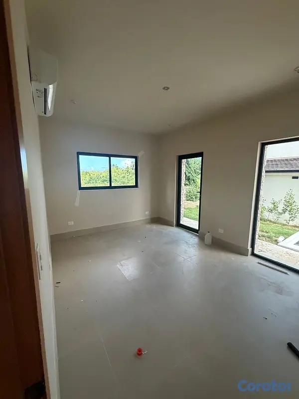 casas - Se renta villa de 3 habitaciónes + estudio + cuarto de servicio  en vista Cana  7