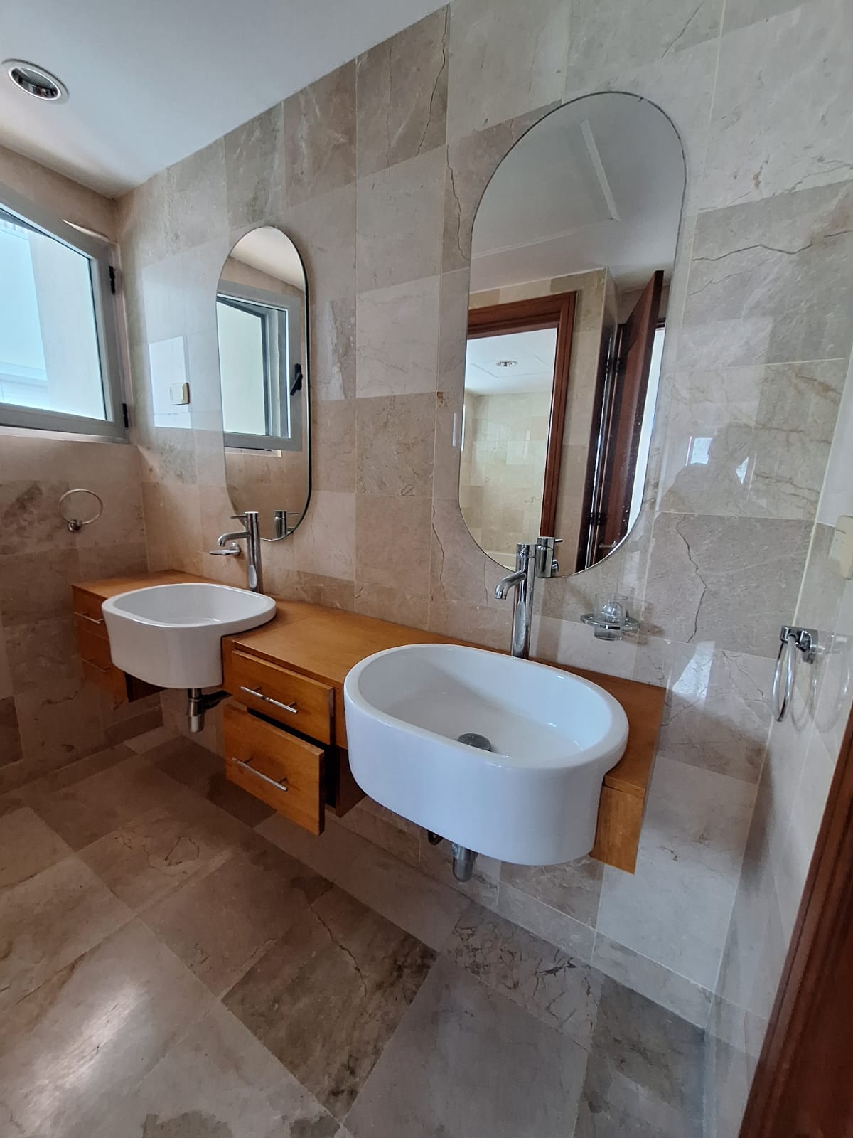 apartamentos - Rento apartamento en piantini piso en marmol 5