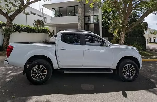 jeepetas y camionetas - Nissan frontier np 300 2018  3