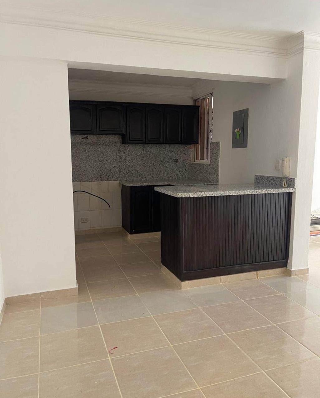 apartamentos - venta de apartamento en Alma Rosa 3er nivel de 135mts Santo Domingo  3