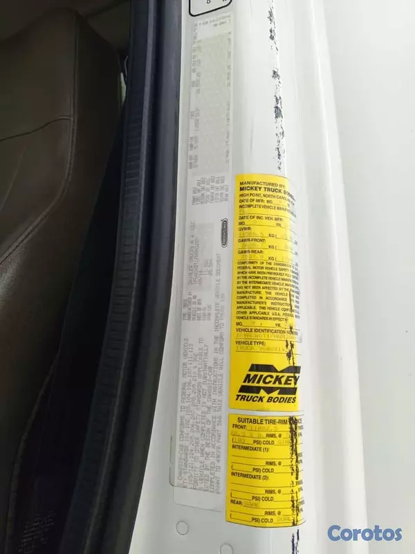 camiones y vehiculos pesados - SE VENDE FREIGTHLINER M2 106 2015 10