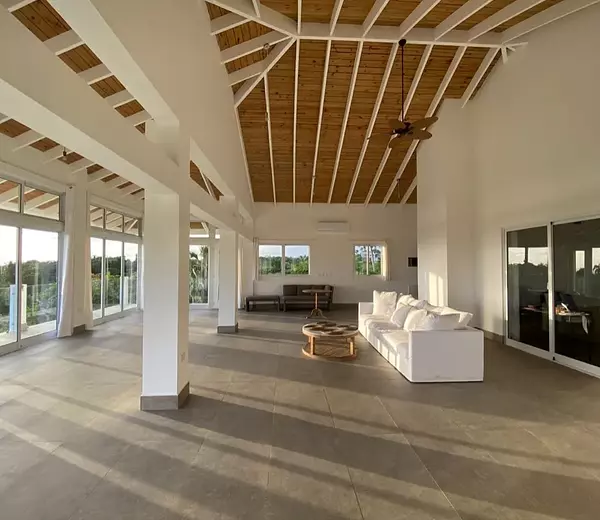 casas vacacionales y villas - Cabrera - Villas y edificio parcialmente terminado 4