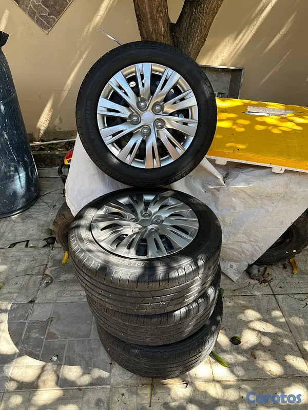 repuestos - Aros de hierro de 5 hoyos con gomas Michelin 3