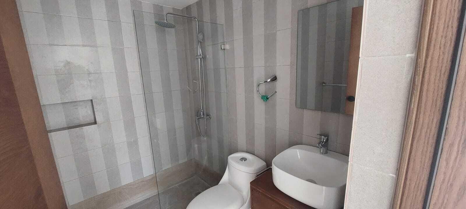 apartamentos - Apartamento en segundo nivel con terraza destechada, de dos habitaciones 6