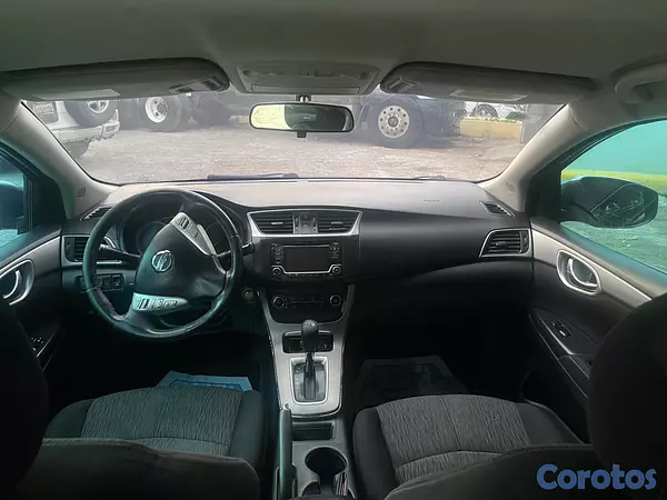 carros - Nissan sentra 2015 SV 3