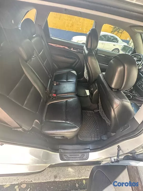 jeepetas y camionetas - Kia Sorento 2015 en Venta 8