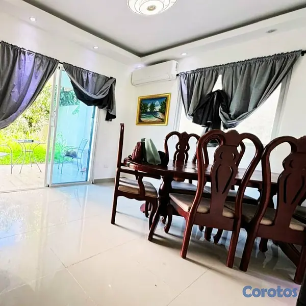casas - VENDO casa en Av. Republica de Colombia 1