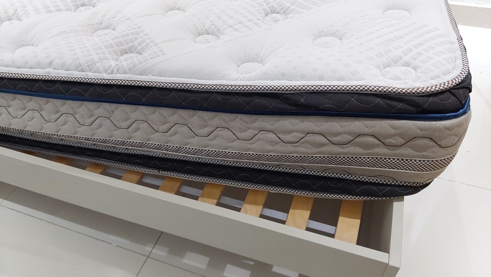 muebles y colchones - CAMA Y COLCHÓN TAMAÑO FULL 3