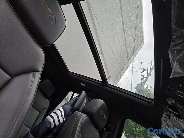 otros vehiculos - CHEVROLET TAHOE HIGHCOUNTRY 2023 NEGRO GASOLINA 10