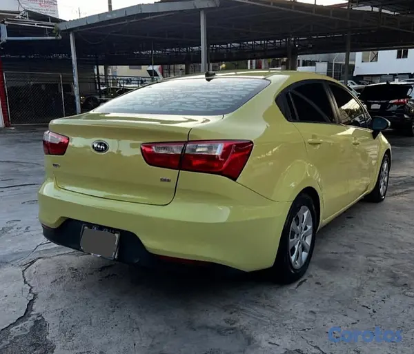 carros - 2016 Kia Rio  3