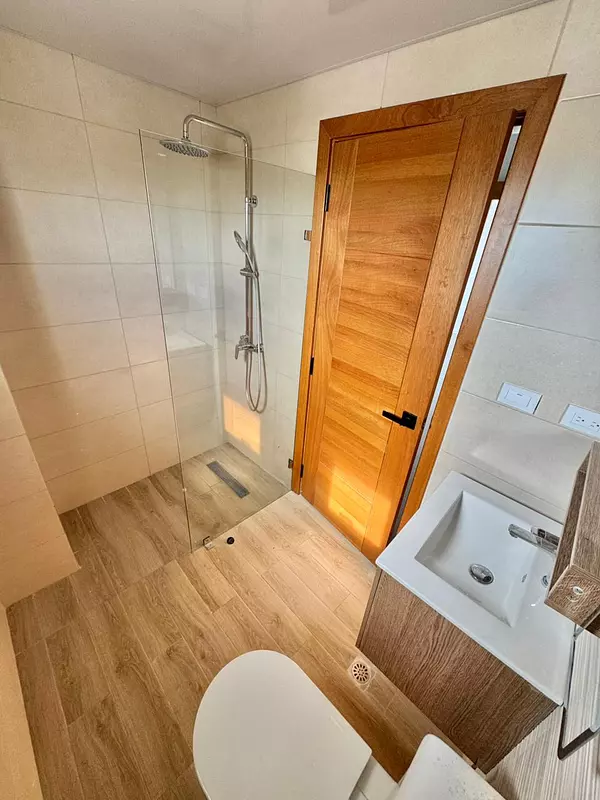 penthouses - Vendo Pent-hose nuevo en Los Prados. 5
