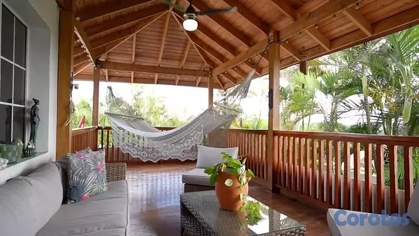 casas - vendo casa altos De Arroyo hondo 3 dos niveles tres habitaciones con baño piscin 3
