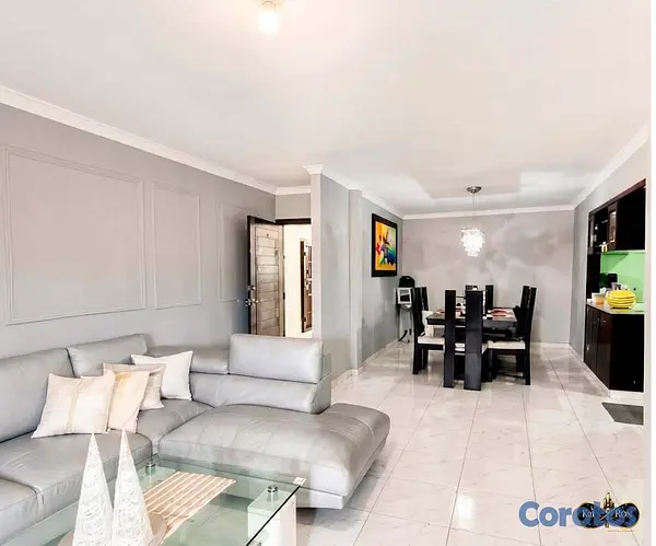 apartamentos - Majestuoso Apartamento en Venta con Acabados de Pr 3