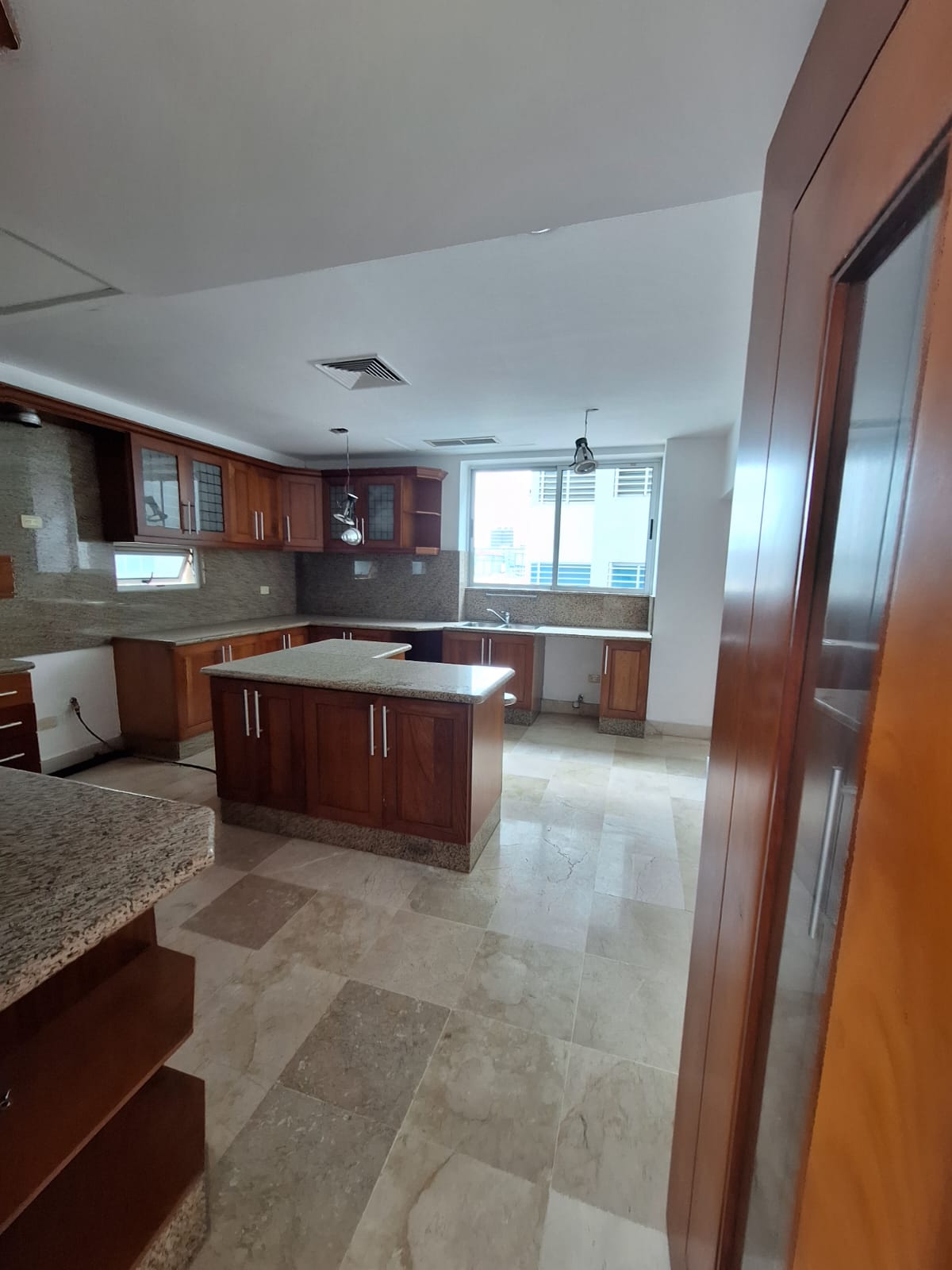 apartamentos - Rento apartamento en piantini piso en marmol 6