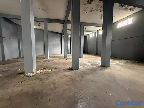 oficinas y locales comerciales - Nave en Alquiler  2