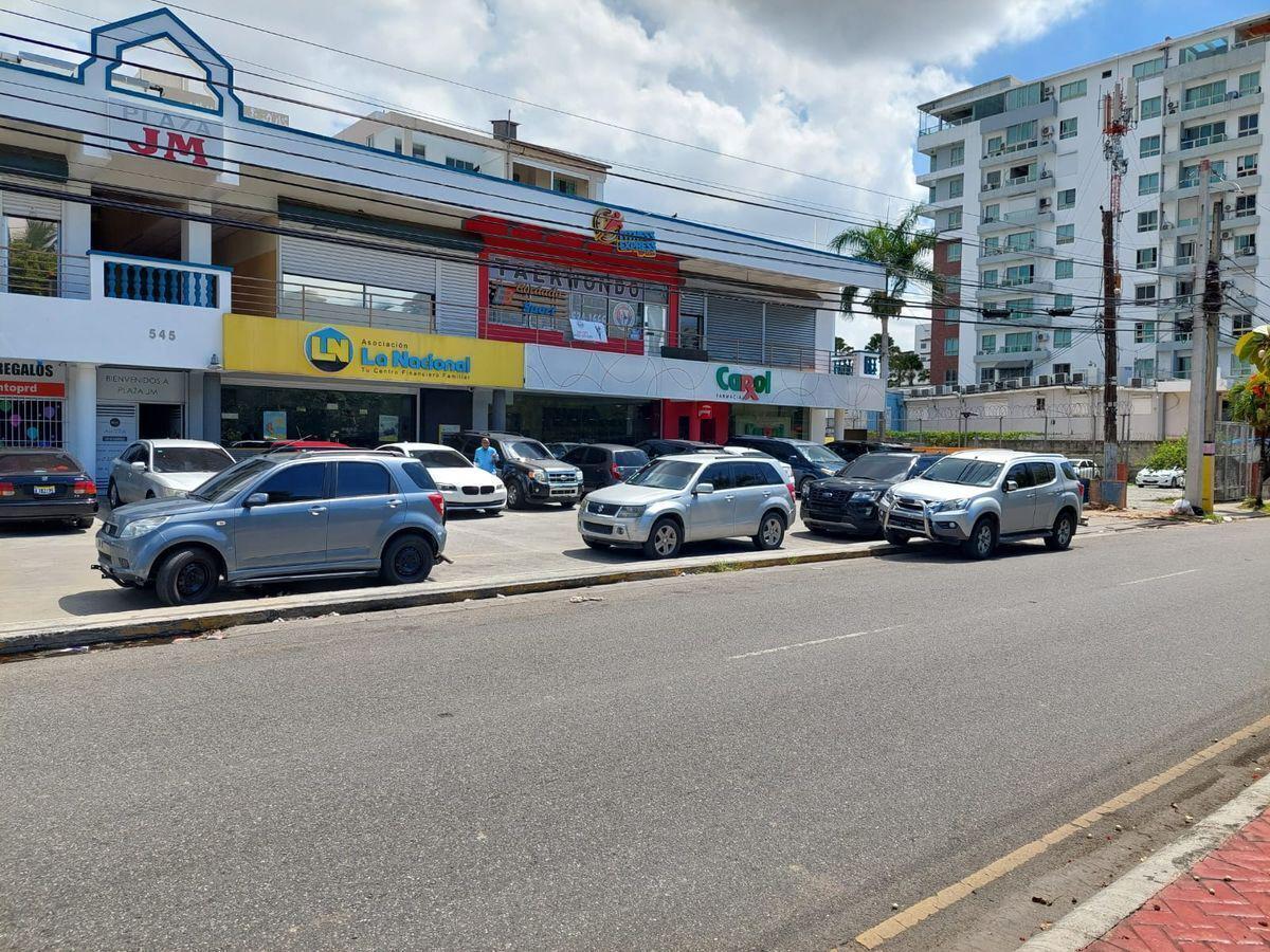 oficinas y locales comerciales - DE INVERSION ** Vendo local comercial alquilado 4