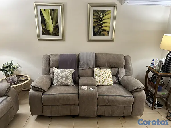 muebles y colchones - 🛋️ SE VENDEN 2 SOFÁS RECLINABLES — ¡OPORTUNIDAD ÚN 4