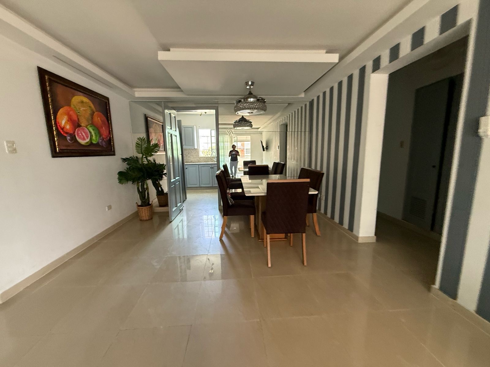 apartamentos - Vendo Renacimiento tercer nivel , a escaleras 🪜 d 9