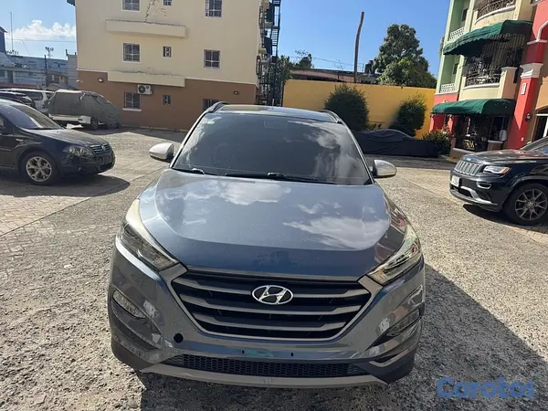 jeepetas y camionetas - Hyunda tucson 4*2 año 2017 20