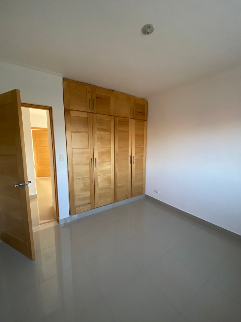 apartamentos - Apartamento en venta en Las Americas 7