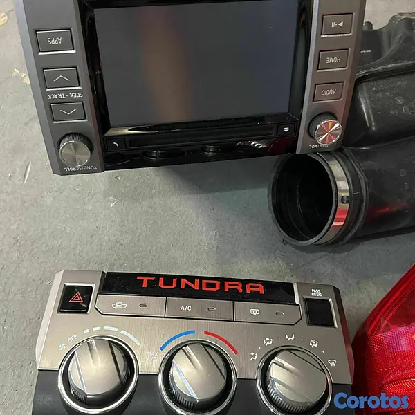 repuestos - Vendo Control de aire Para Toyota  Tundra 2019 2