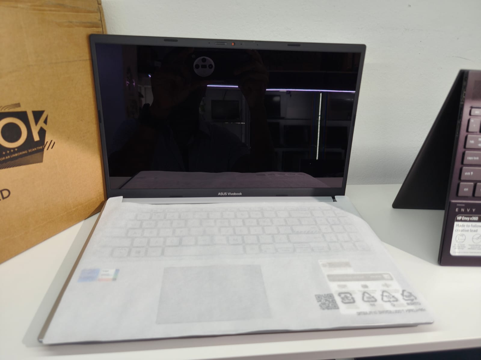 computadoras y laptops - ASUS 15.6 FHD  Touch i7-1255u 16/512GB SSD M2 wind 3