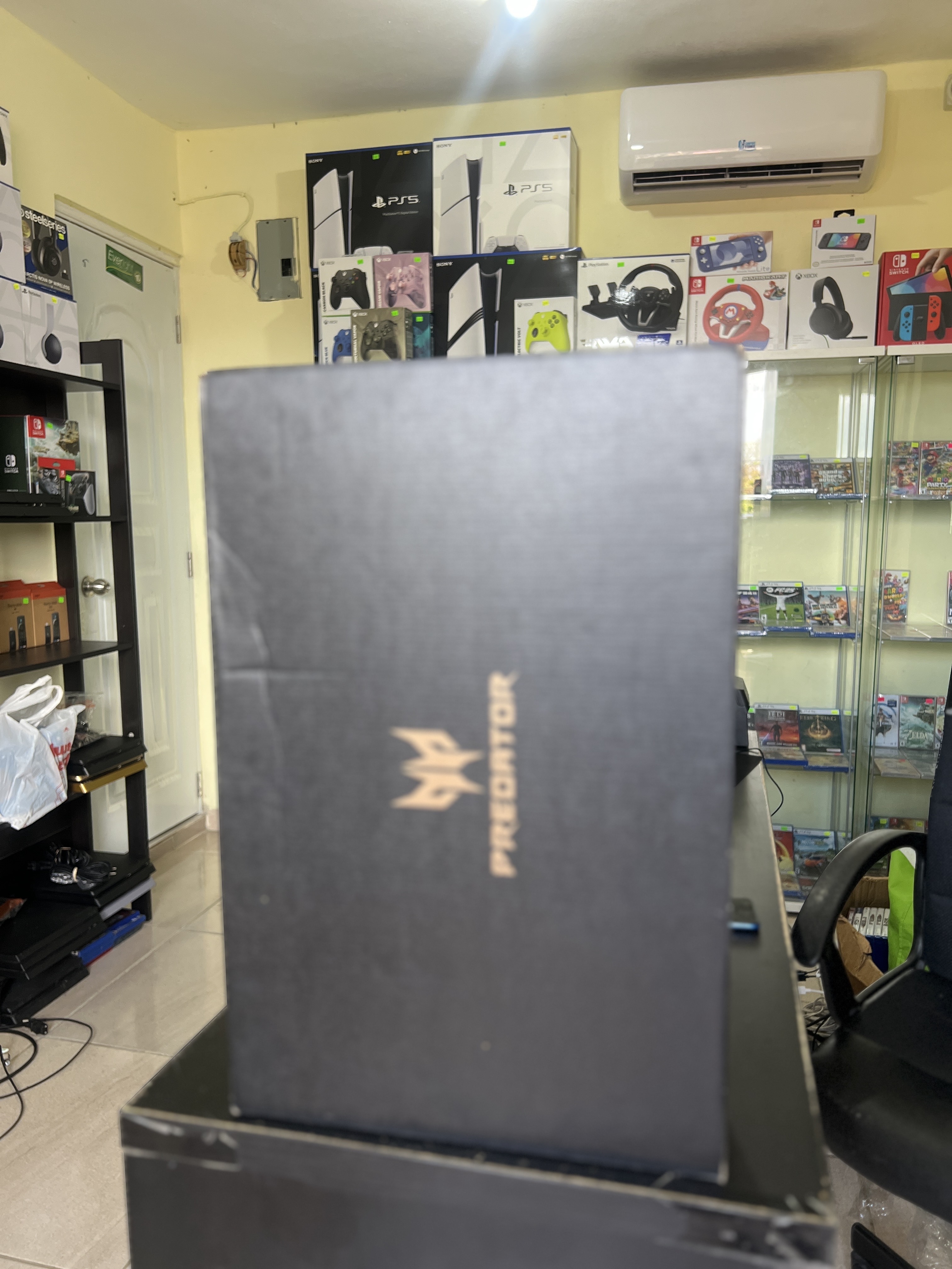 computadoras y laptops - Laptop Predator Helios 300 Abyssal Black 0