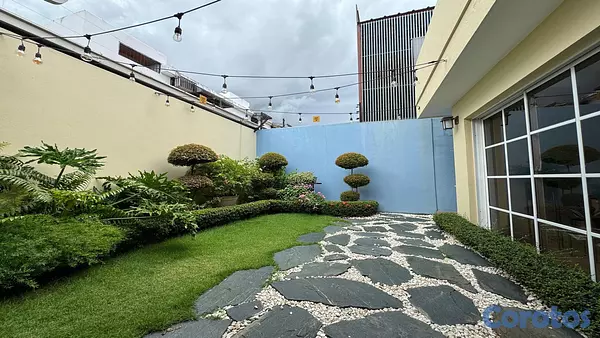 casas - Vendo Casa de dos Niveles en La Castellana 4