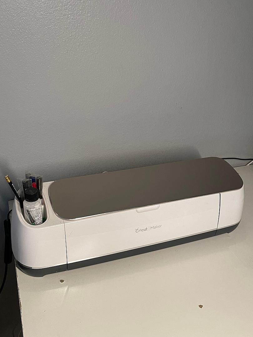 impresoras y scanners - Vendo máquina Cricut Maker excelentes condiciones 1