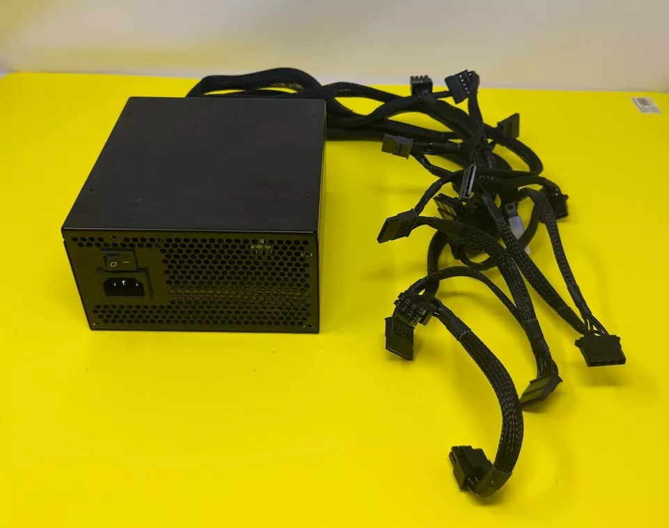 computadoras y laptops - POWER SUPPLY MODULAR COMPLETA ATX ViprTech Venom 8 0