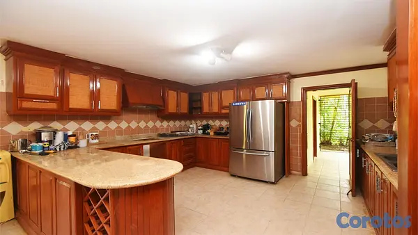 casas vacacionales y villas - Villa de Ensueño en Juan Dolio 9