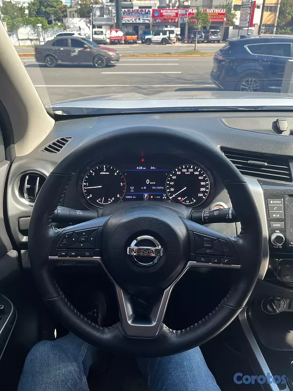 jeepetas y camionetas - Nissan Frontier LE 4x4 2024
 10