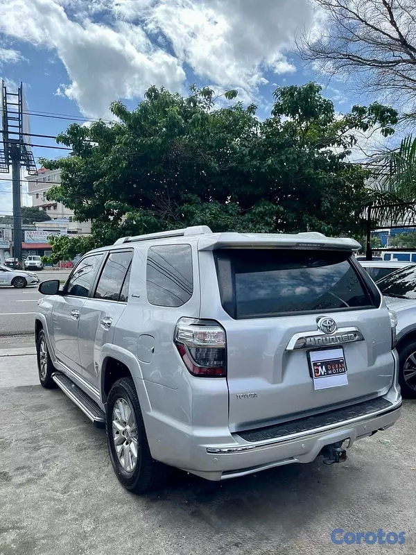 jeepetas y camionetas - Toyota 4Runner Limited 2017
 7