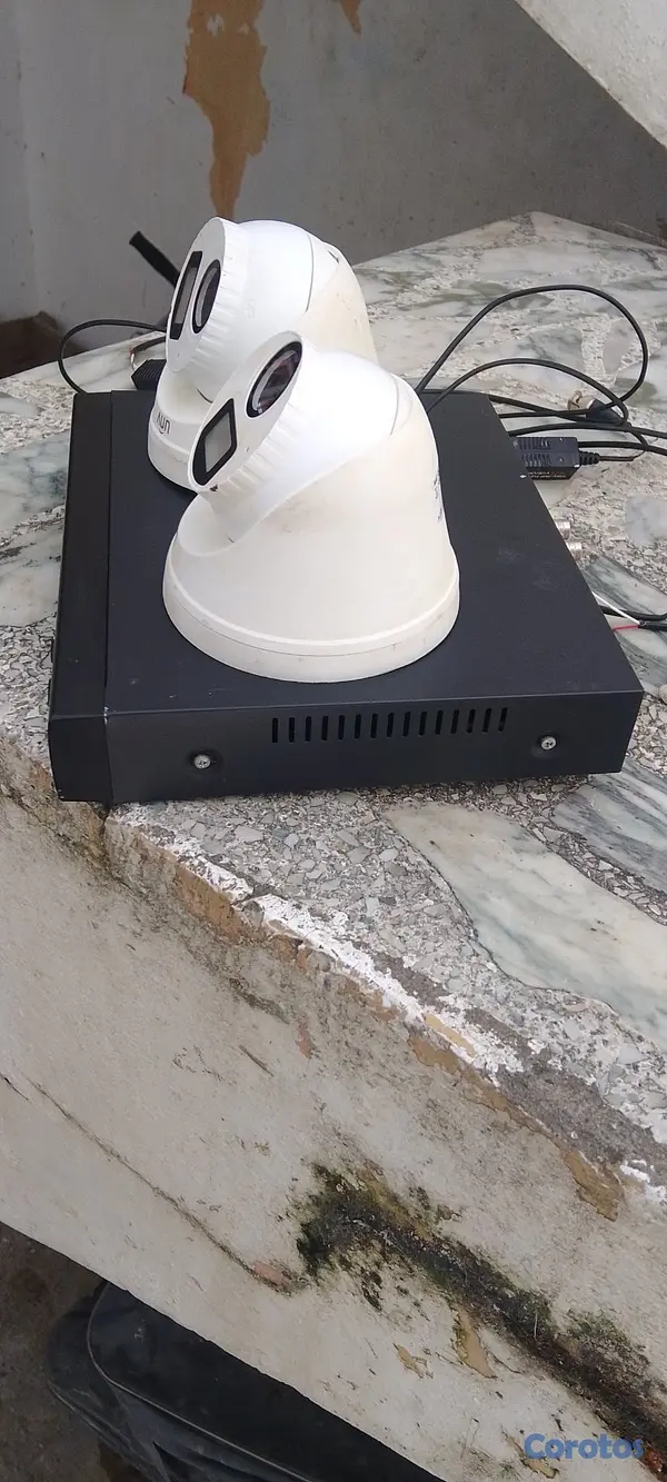 camaras y audio - Dvr de 4 canales con 2 cámaras full color con audi 2