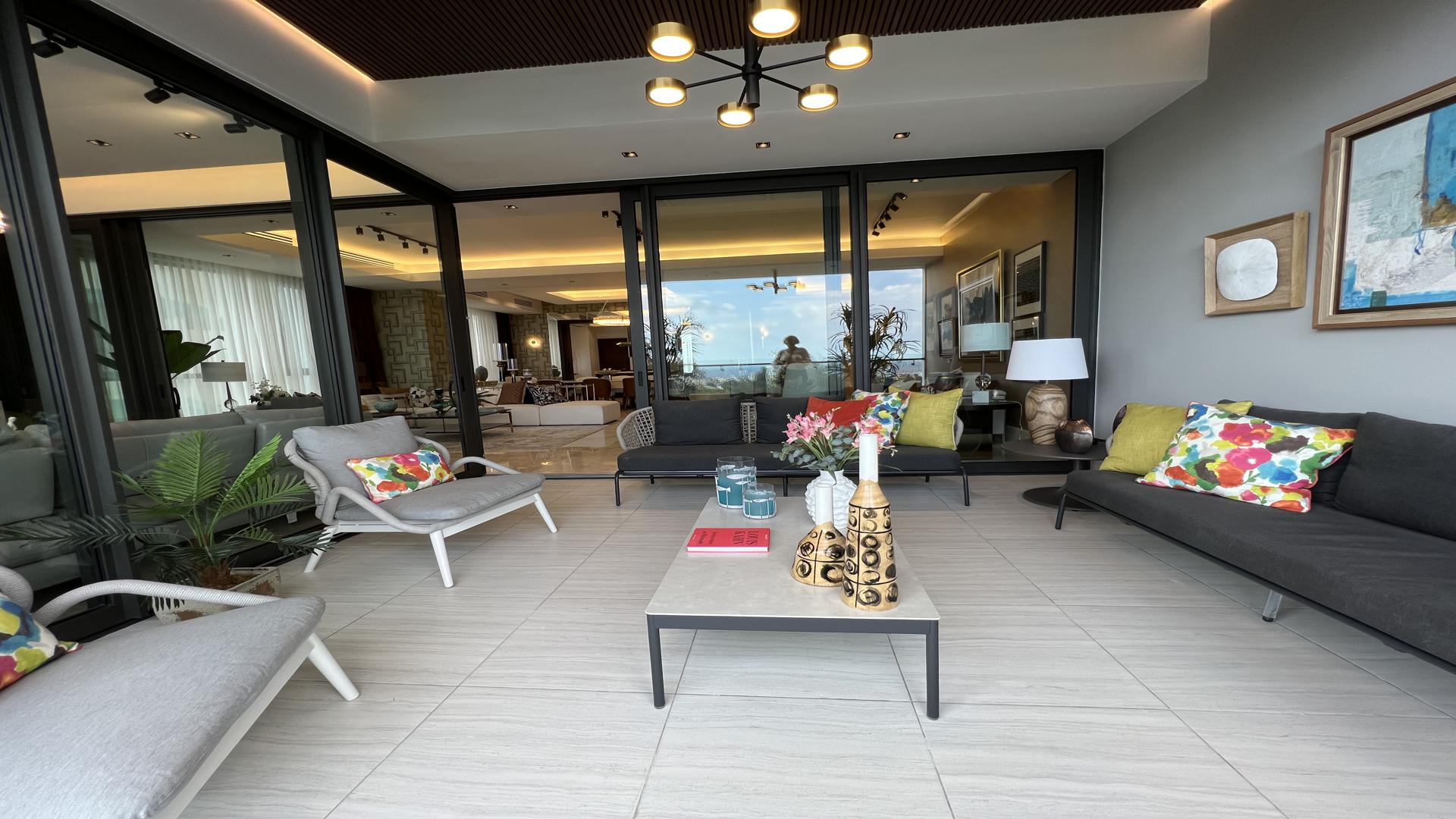 apartamentos - Nueva torre de apto de 3 hab en Av. Anacaona - Listo para entrega 2