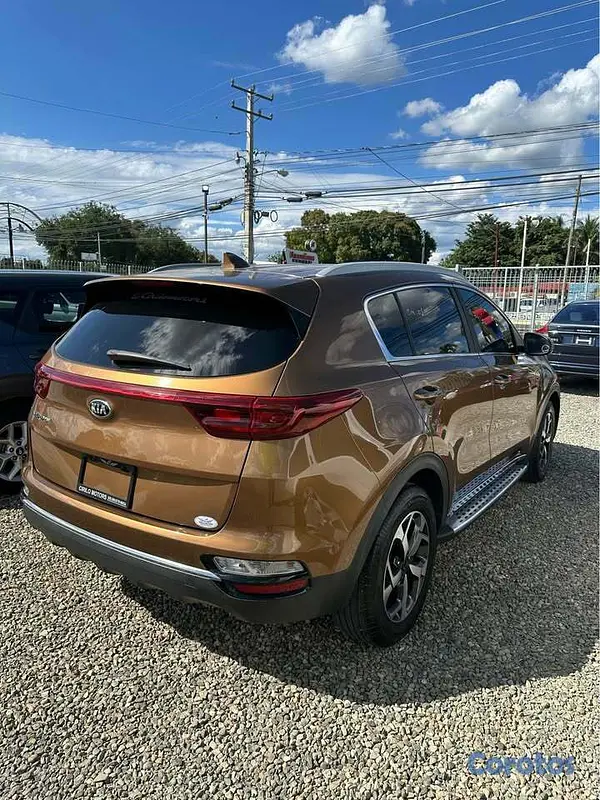jeepetas y camionetas - Kia Sportage 2020 4