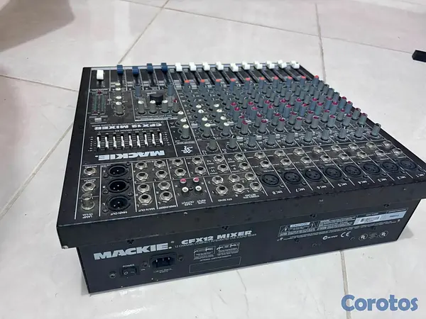 camaras y audio - Consola Mackie CFX12 a la venta 4