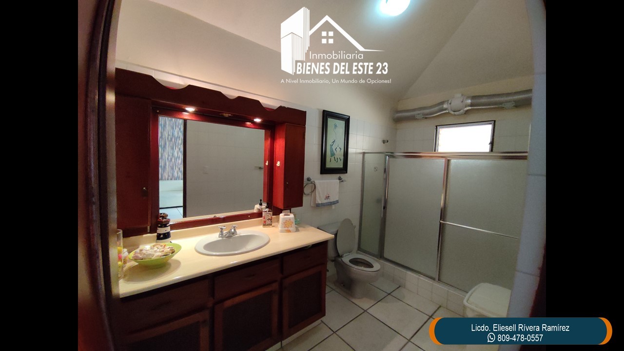 casas vacacionales y villas - Vendo Villa  Amueblada y Equipada en Metro, Con vista al Campo de Golf 9