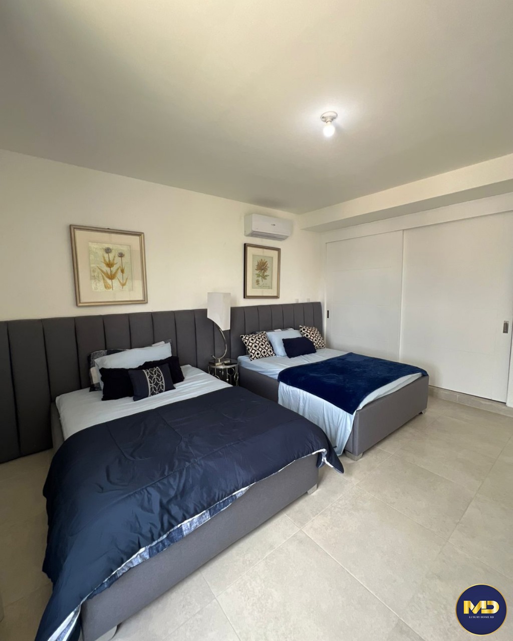 casas vacacionales y villas - Se Vende villa Amueblada, con terraza y piscina con Jacuzzi ubicada en La Romana 7