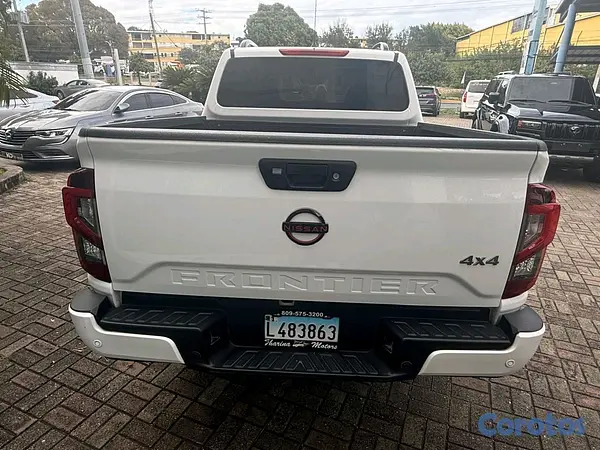 jeepetas y camionetas - Nissan frontier pro x 2024 13