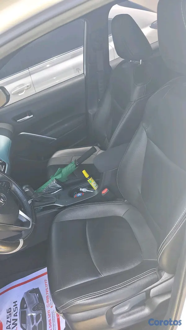 jeepetas y camionetas - Toyota corolla cross híbrido 2022 7