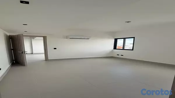 apartamentos - En Alquiler Apartamento en Evaristo Morales Piso 8 6