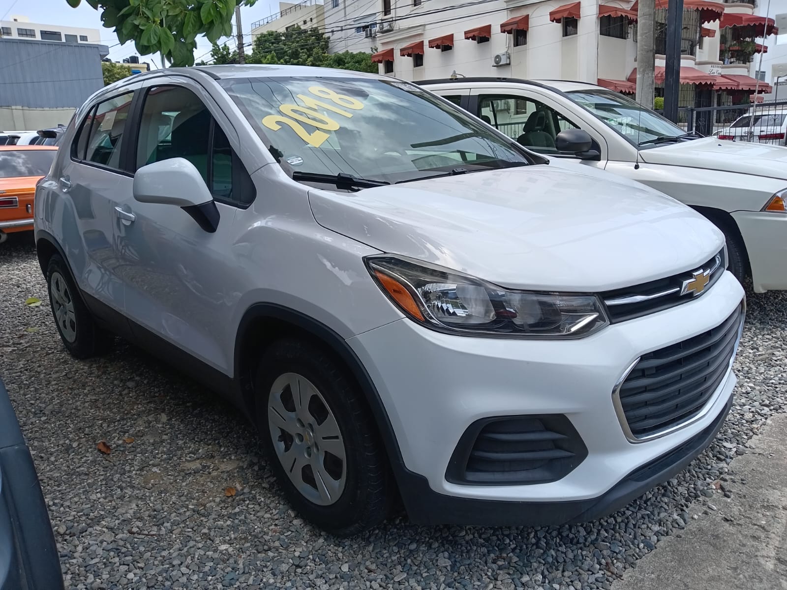 jeepetas y camionetas - CHEVROLET TRAX 2018 3