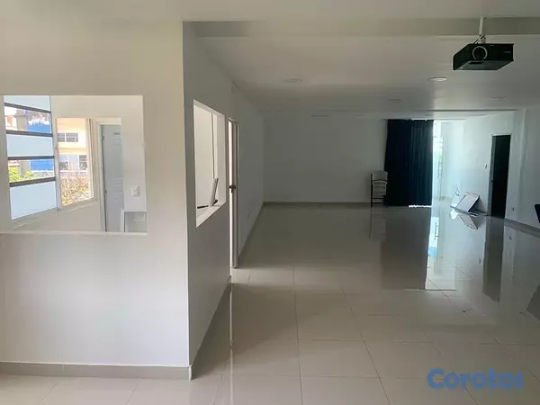 oficinas y locales comerciales - Local en Bella Vista  5