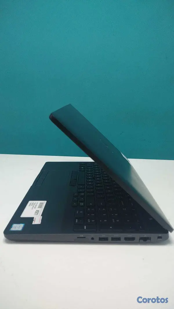 computadoras y laptops - ```Laptop, Dell Latitude 5500 / 8th Gen, Intel Cor 4