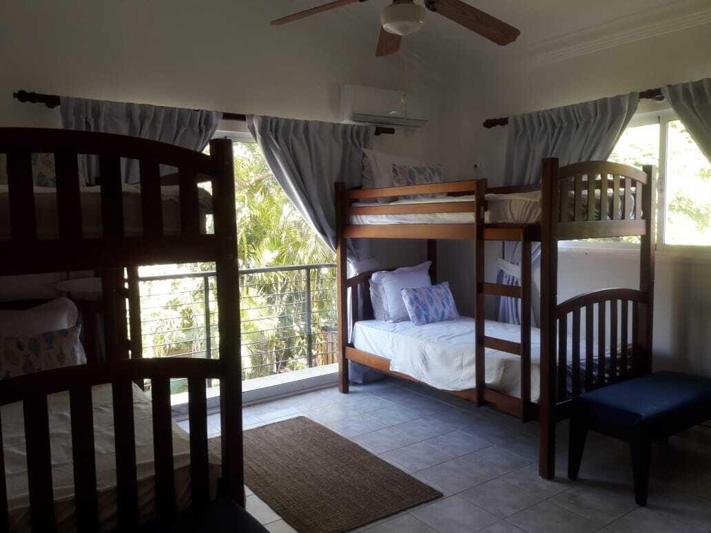 casas vacacionales y villas - Hermosa Villa de Tres Habitaciones totalmente amueblada y acogedora. 6