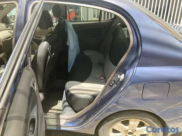 carros - Toyota Yaris 2003 Todo al dia 5