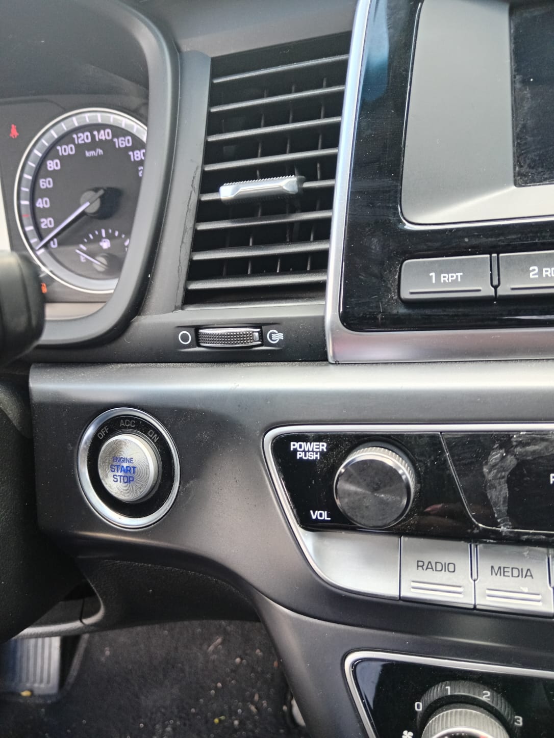 carros - HYUNDAI SONATA NEW RISE 2019 BLANCO 7