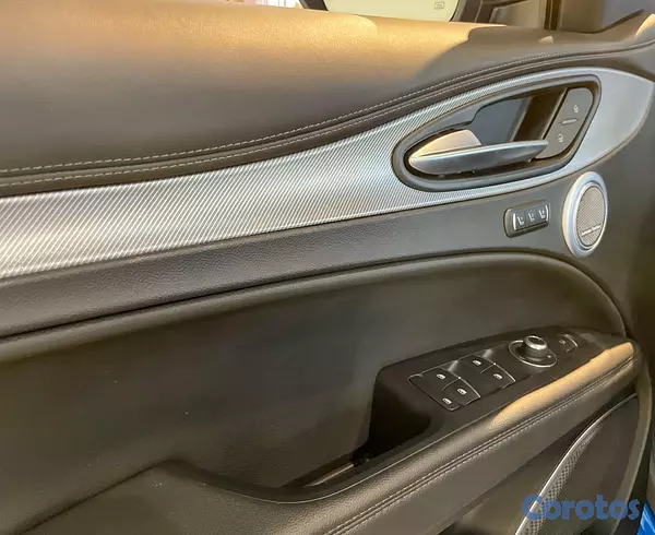 jeepetas y camionetas - Alfa Romeo Stelvio 2023 3