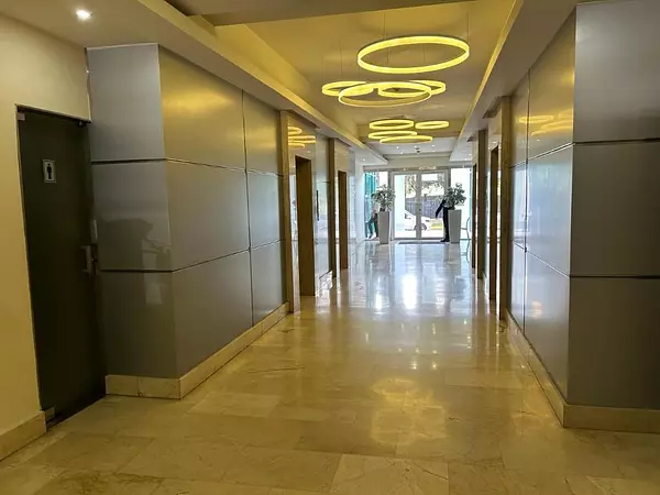 oficinas y locales comerciales - Local de Oficina en LA JULIA 4